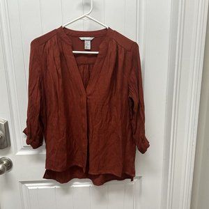 H&M Flowy Button Front Top Gauzy Flowy V Neck Orange Red Rust